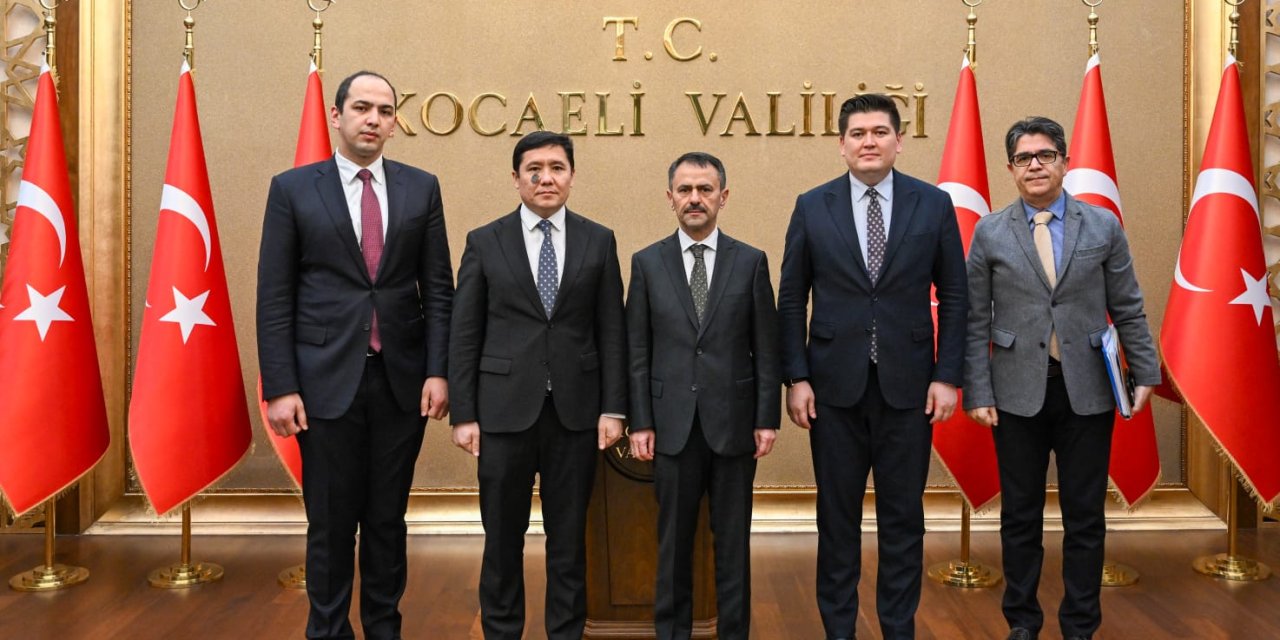 Özbekistan Başkonsolosu Vali Aktaş’ı Ziyaret Etti