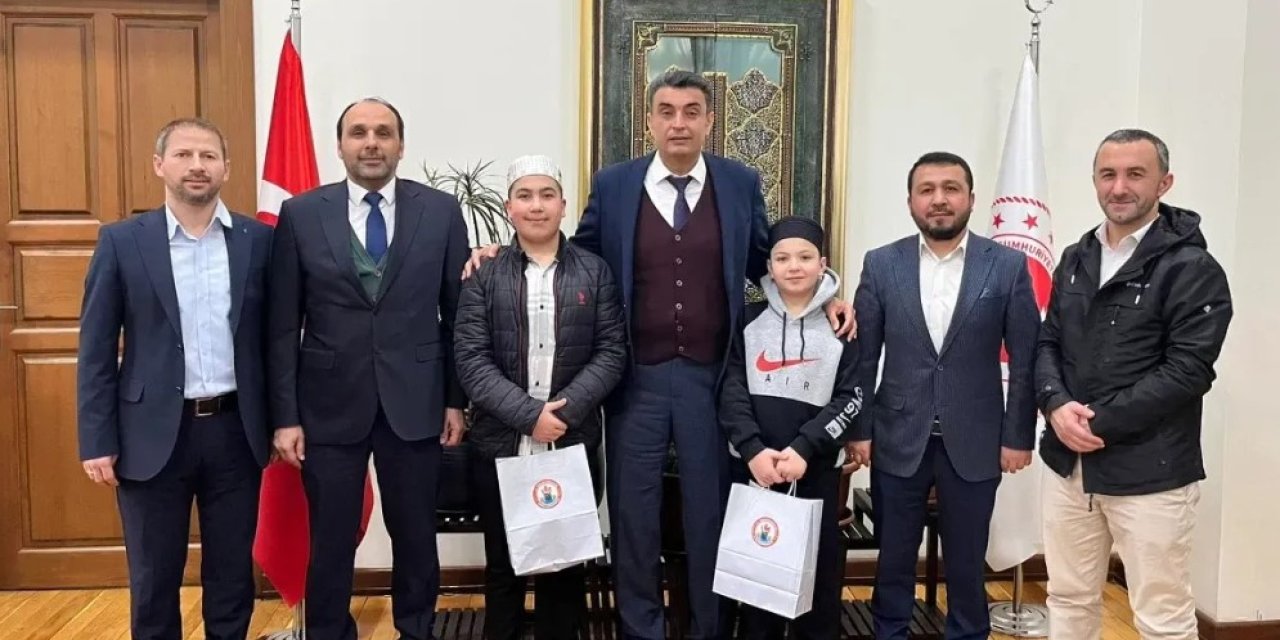 Kaymakam Kara öğrencileri ödüllendirdi