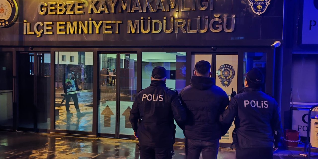 Sahtecilik suçundan aranıyordu! Kocaeli'de yakalandı