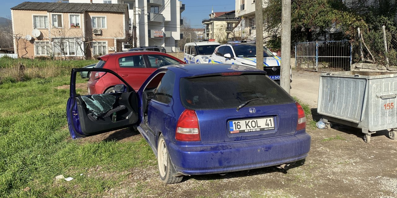 Cezaevi firarisi aracı polisin üzerine sürdü