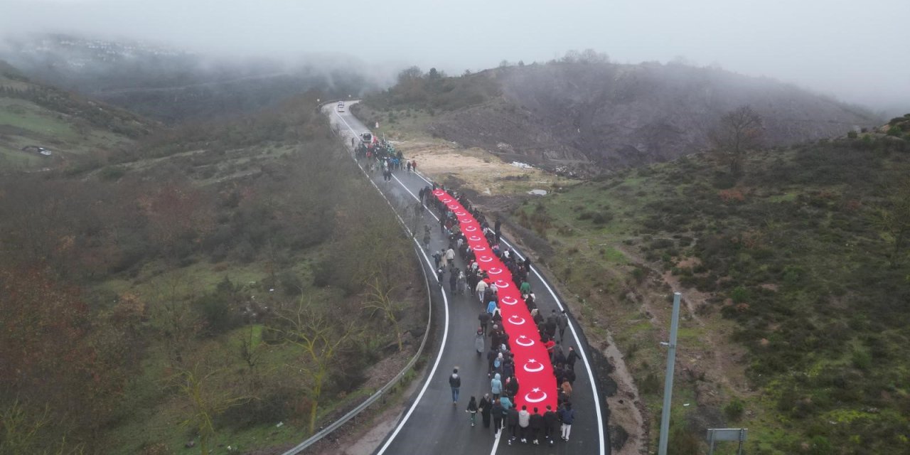 Körfezliler Sarıkamış şehitleri için yürüdü