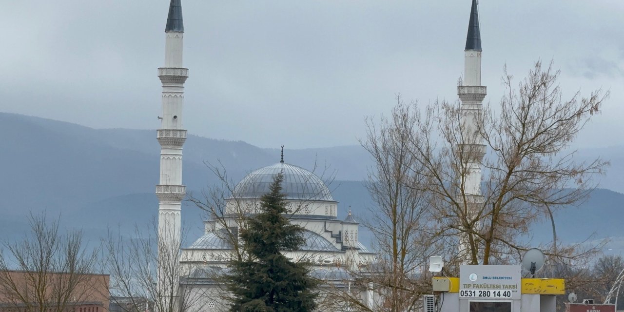 Yangın faciasında yaşamını  yitirenler için sala okundu