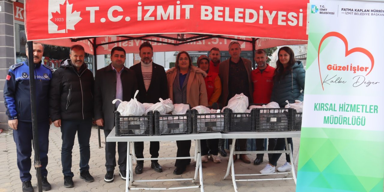 İzmit Belediyesi’nden mantar ikramı