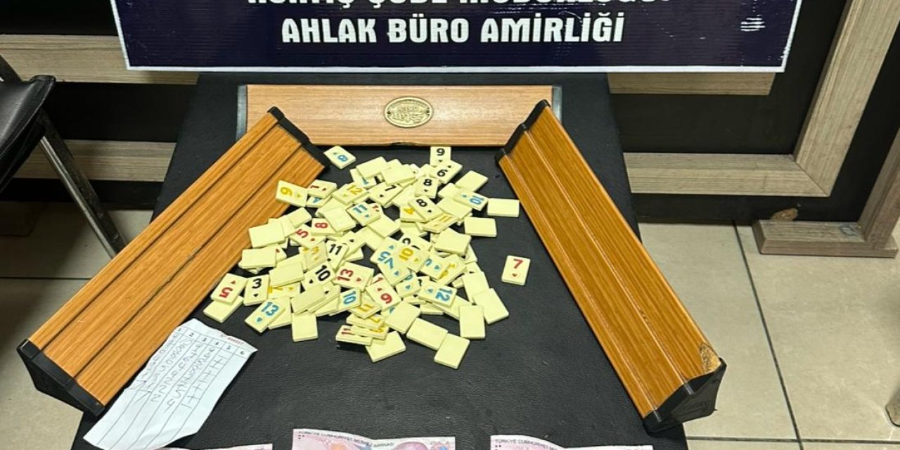 İzmit’te Kahvehaneye Kumar Operasyonu: 18.494 TL Ceza Kesildi!