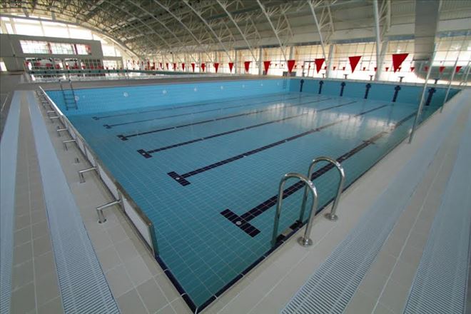 Gazeteciler havuzu gezecek