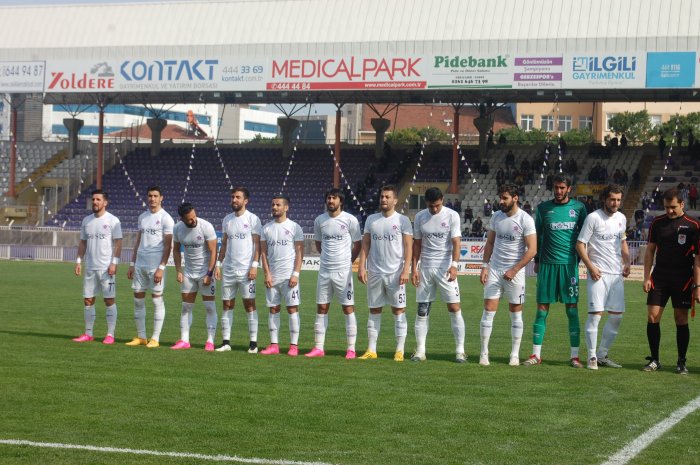 Menekşe zafer sarhoşu 3-0