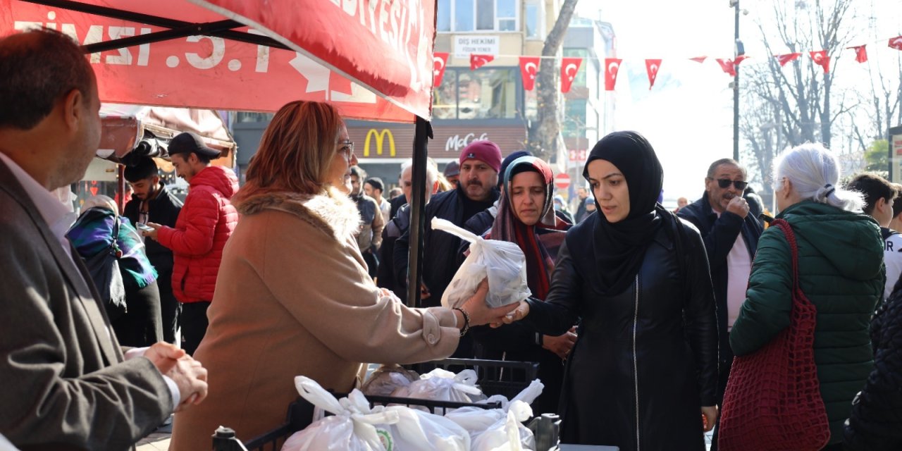 Üretilen mantarlar vatandaşa dağıtıldı