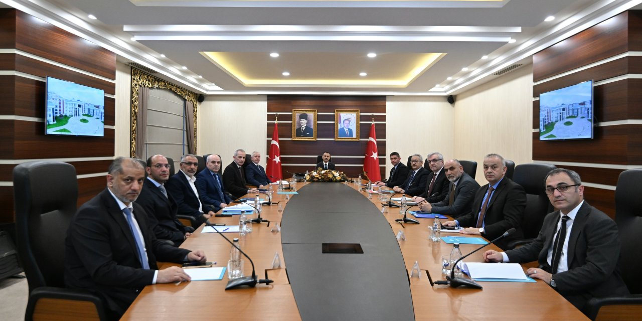 Vali İlhami Aktaş Başkanlığında Toplantı
