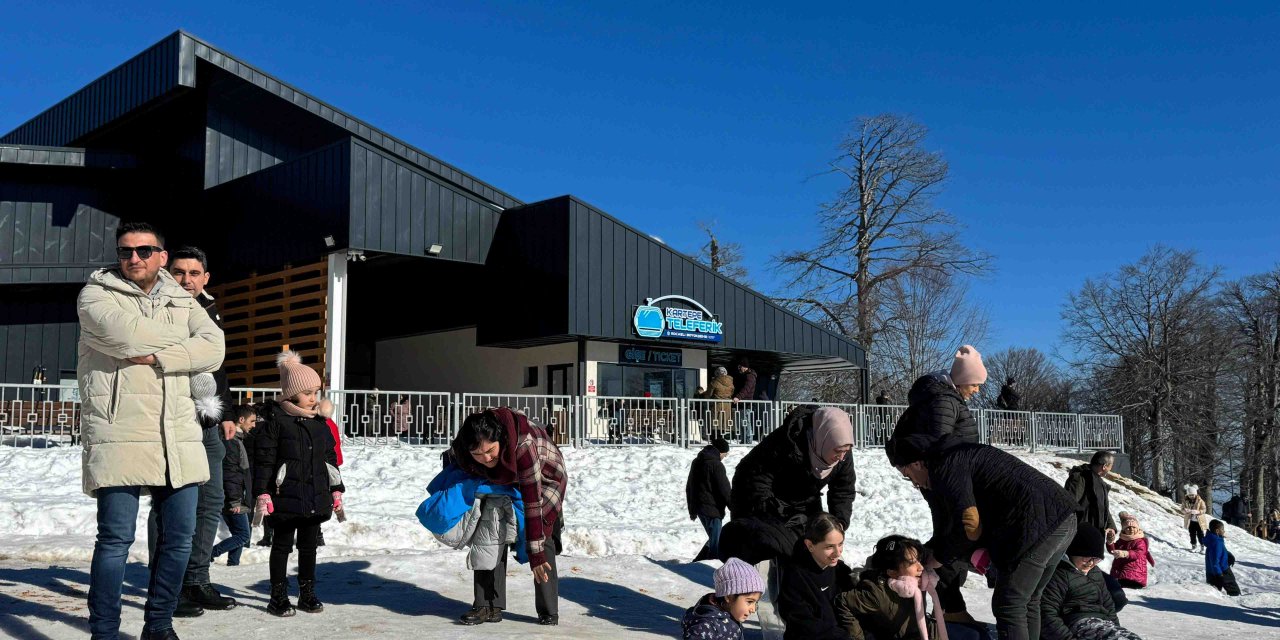 Kartepe Teleferiği’nde tatil yoğunluğu