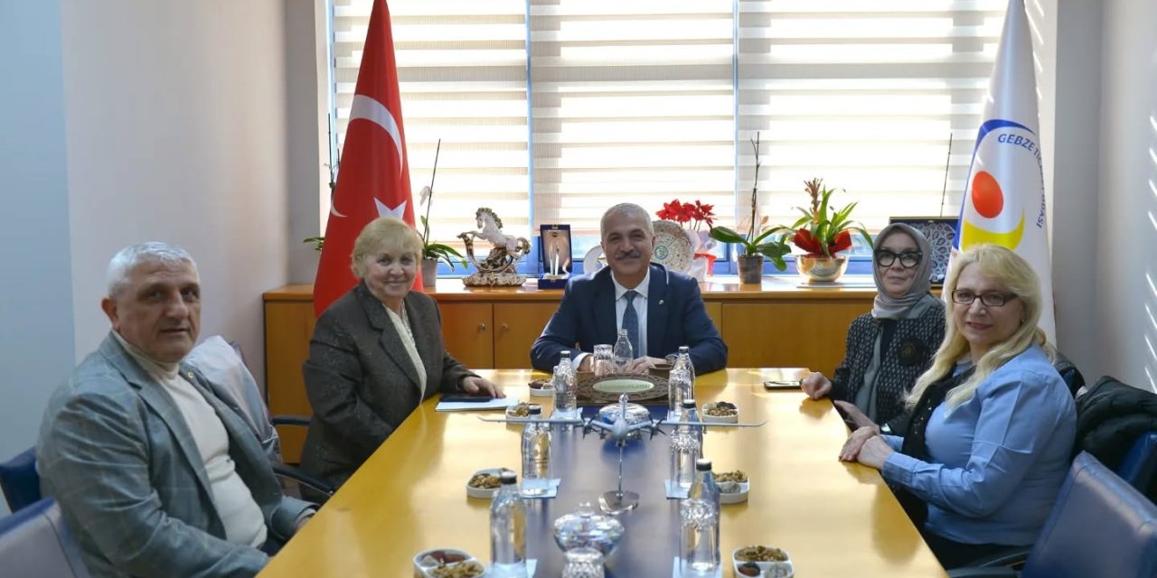 Türk Kızılay Gebze Şubesi’nden GTO Ziyareti