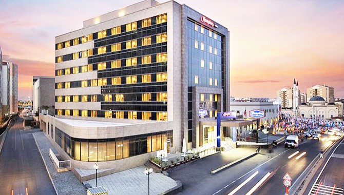Çayırova Hilton’da kalacak