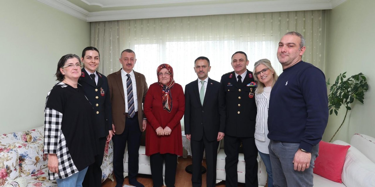 Ayşe teyzeye ziyaret