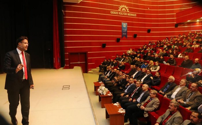 Gebze’de başkanlık sistemini anlattı!