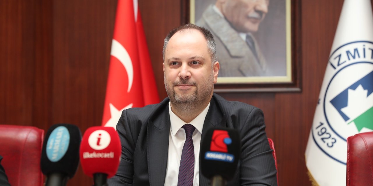 CHP’Lİ MEHMET ÜMİT KÜÇÜKKAYA:    ‘’Deprem bölgesine gerekli tüm yardımlar ulaştırıldı’’