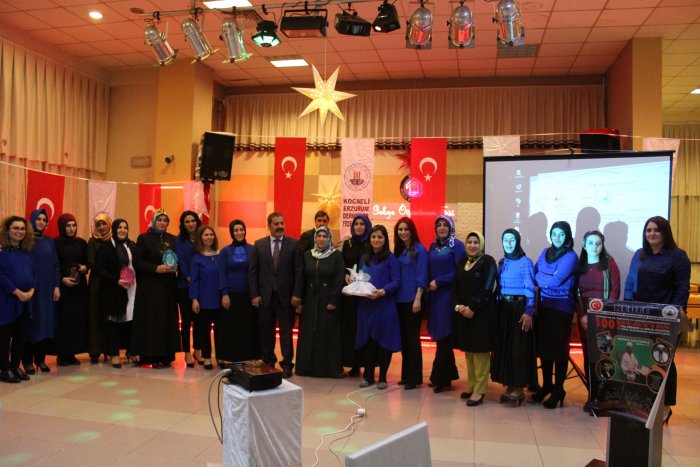 “Kadınlar başımızın tacıdır”