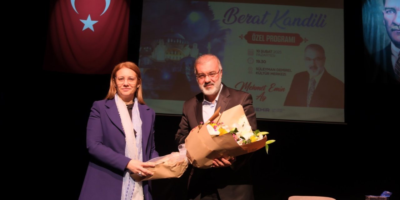 Berat Kandili’ne anlamlı program