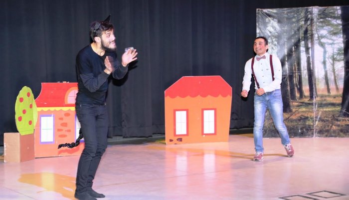 Minikler  ‘pantolonla’ eğlendi