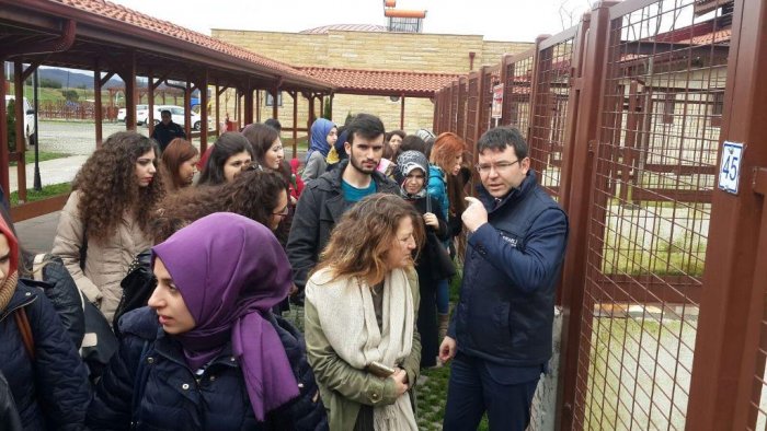 Öğretmen adayları Bakım Merkezi’ni gezdi