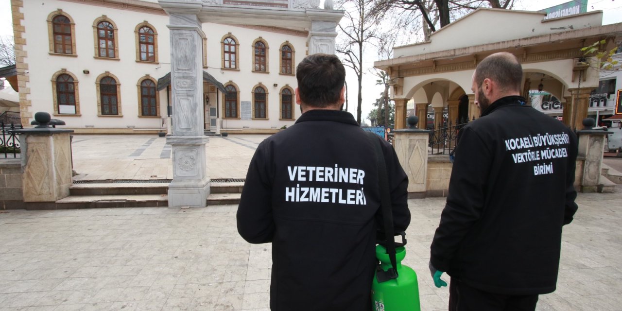Kocaeli’de ibadethaneler ilaçlanıyor