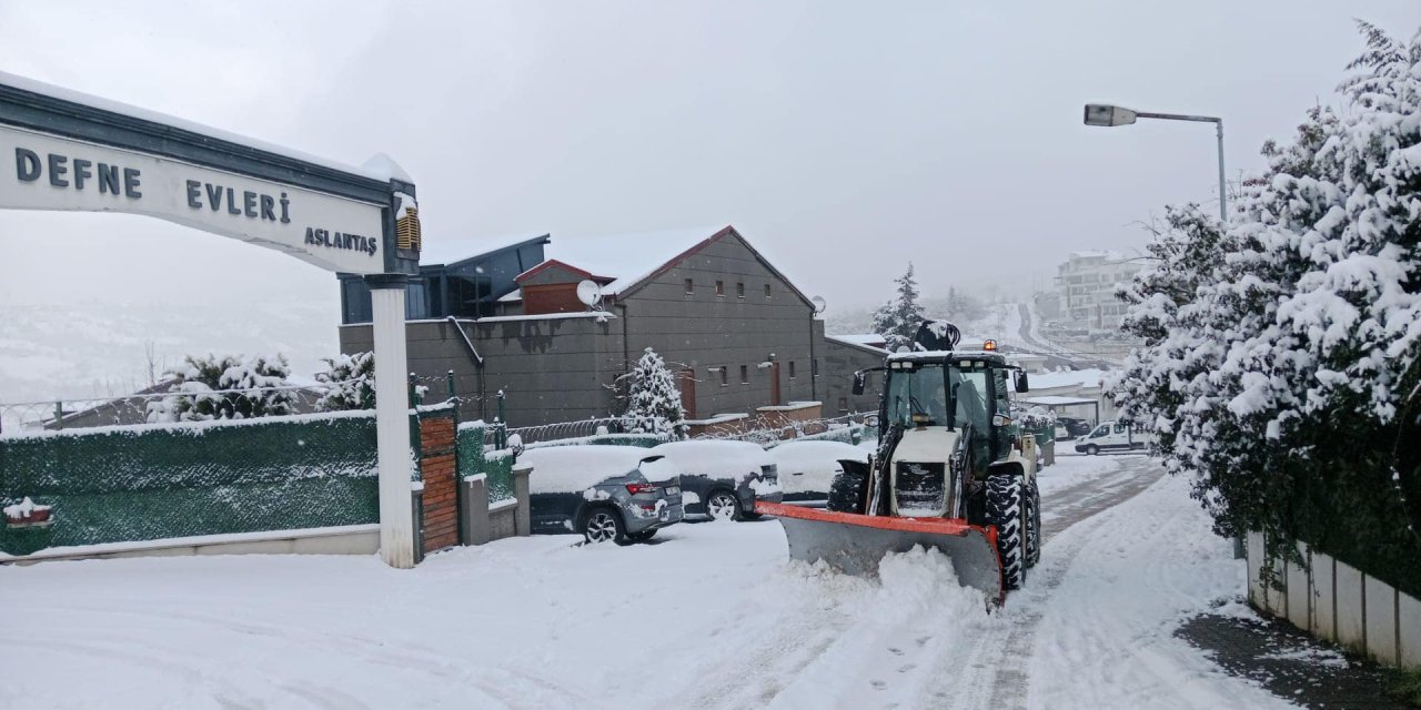 İzmit Belediyesi’nin karla mücadelesi