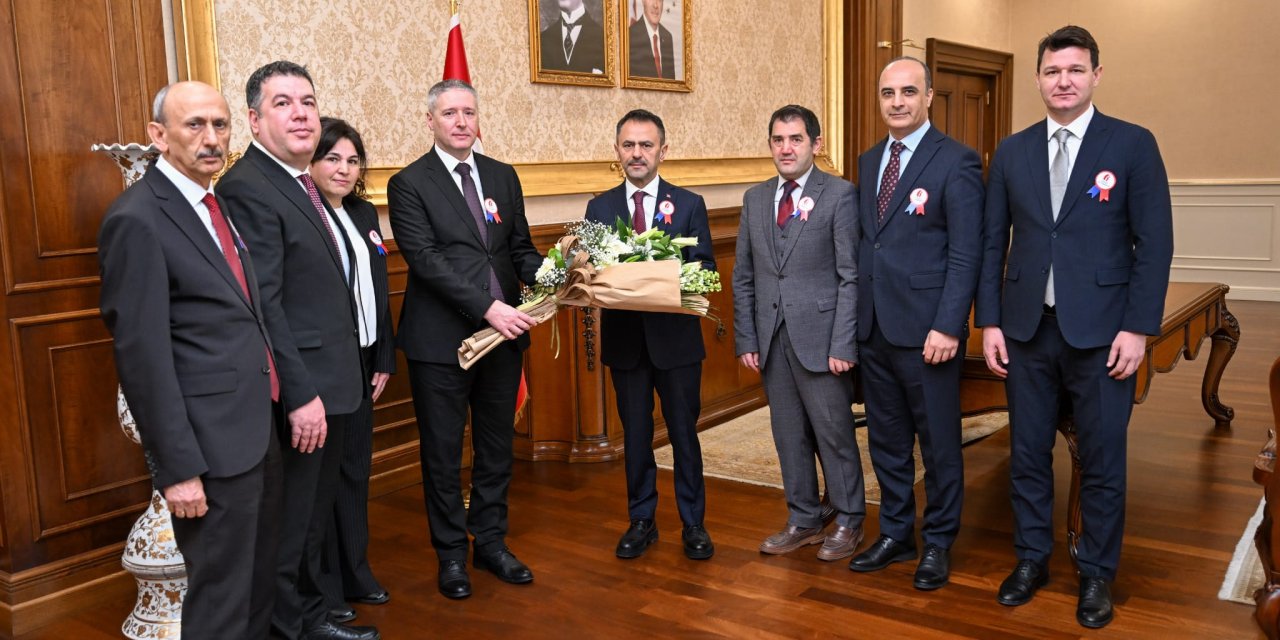 36. Vergi Haftası Nedeniyle Vali İlhami Aktaş’a Ziyaret