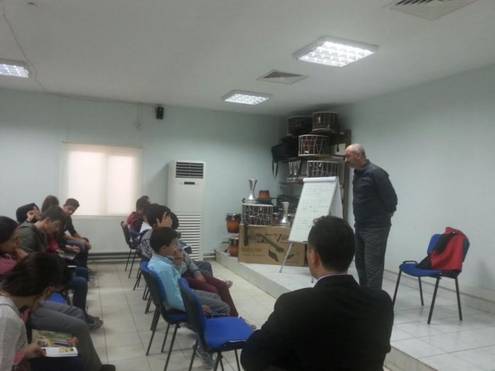 Beyaz Kalpler’de söyleşi heyecanı