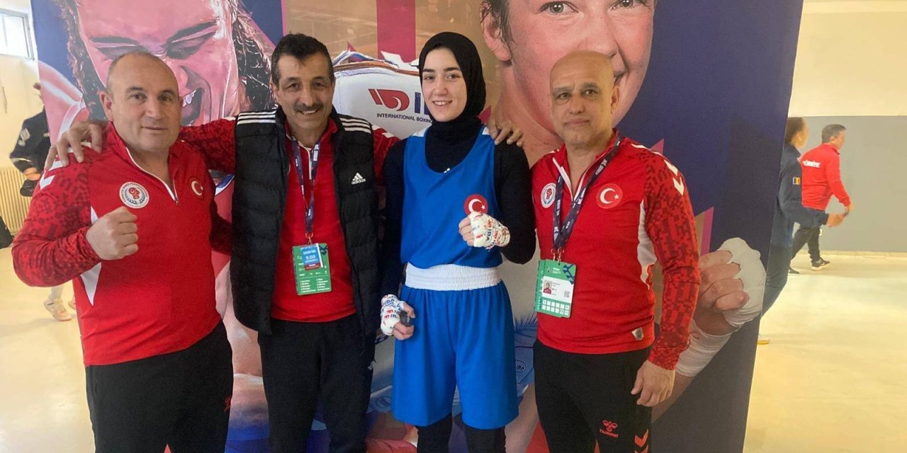 Kadınlar Dünya Boks Şampiyonası'nda 5 milli sporcu tur atladı