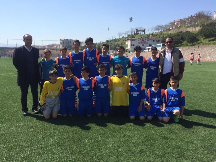 Derince’de futbol şenliği