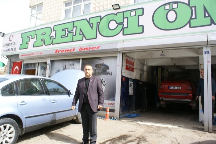 Frenci Ömer’den polislere jest…