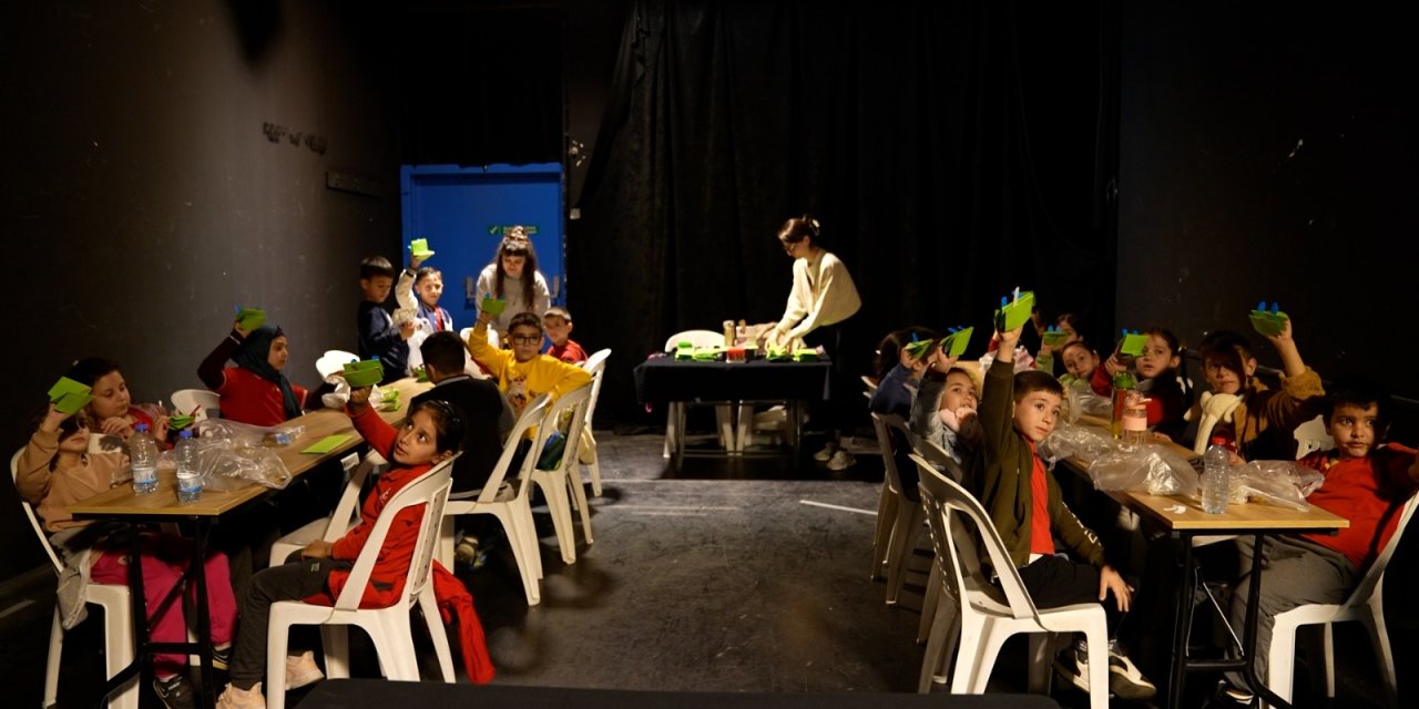 Dünya Tiyatro Günü Kocaeli’de kutlandı