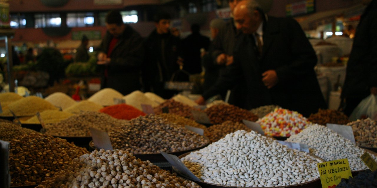 Bazı bakliyat ve yem bitkilerindeki  üretimle iç tüketimi karşılayamıyoruz