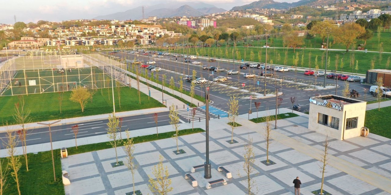 Genc-i Âlâ Kafe Başiskele Millet Bahçesi'nde