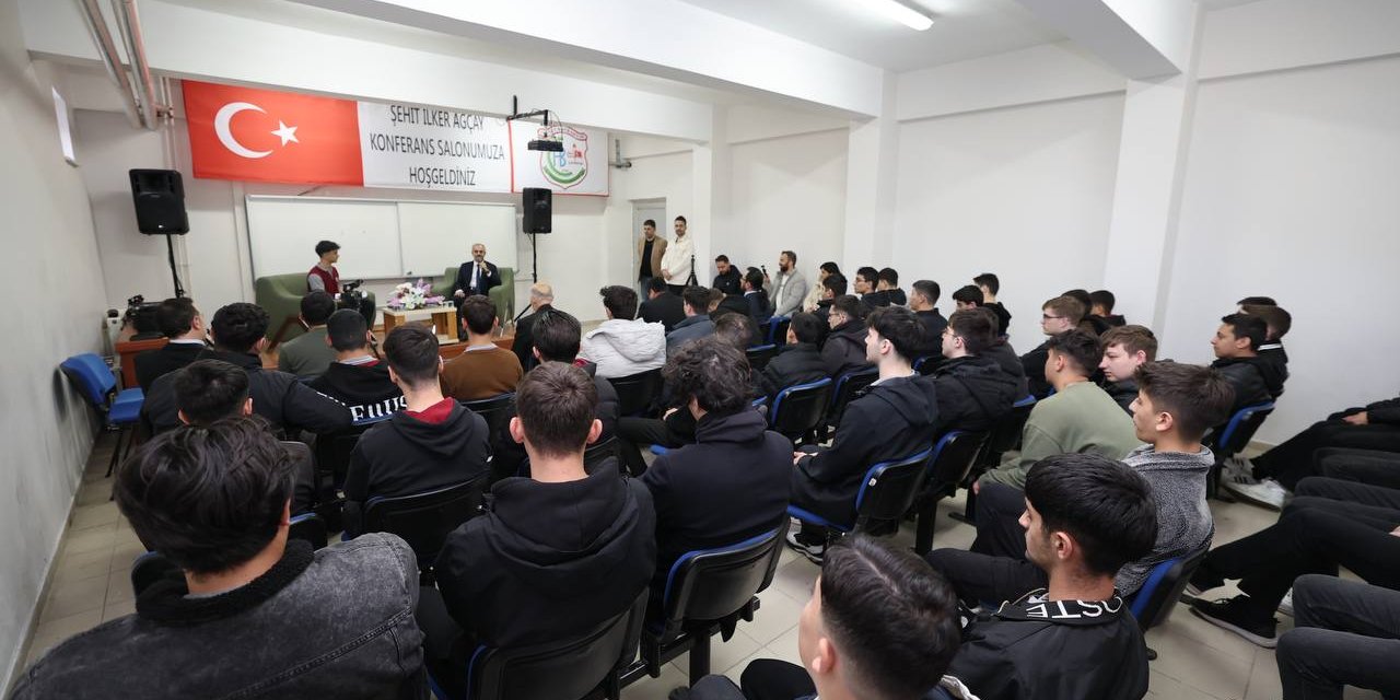 Çiftçi, Hatice Bayraktar  MTAL öğrencileriyle buluştu