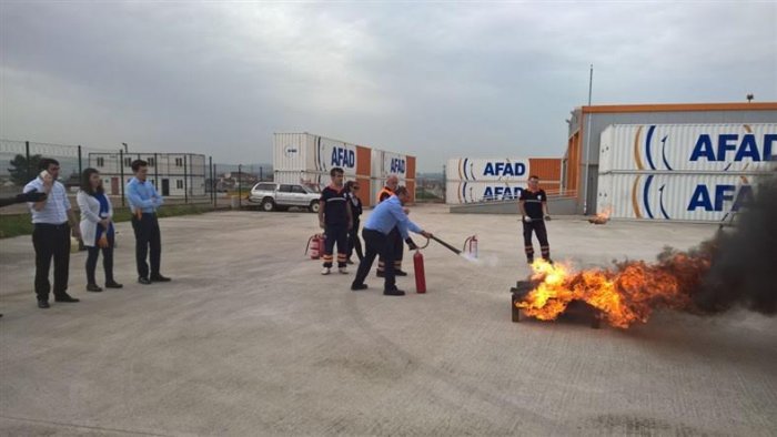 Afet hazırlıkları eğitimleri devam ediyor