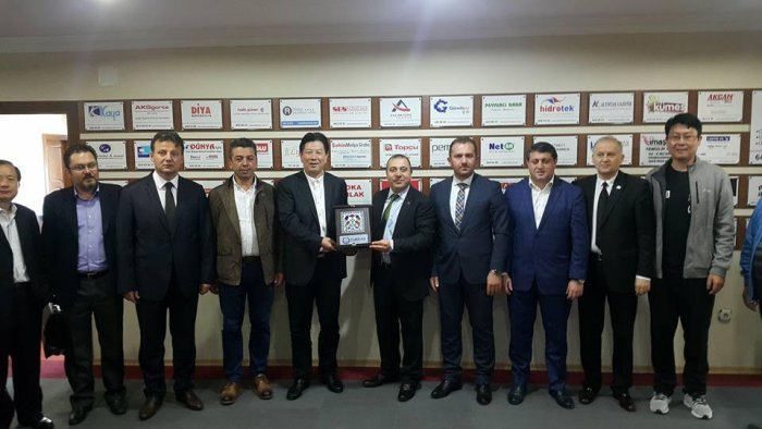 TÜKSİAD Çinlilerle görüştü