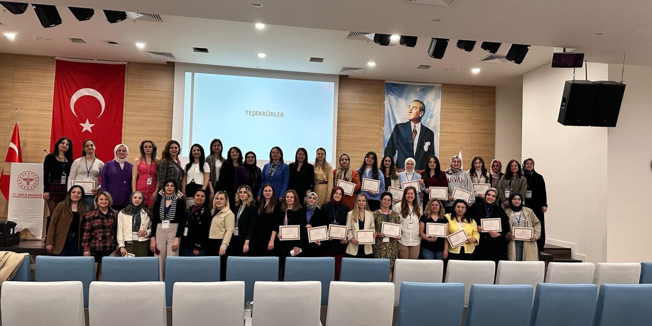 Kocaeli’de görevli ebelere eğitim programı