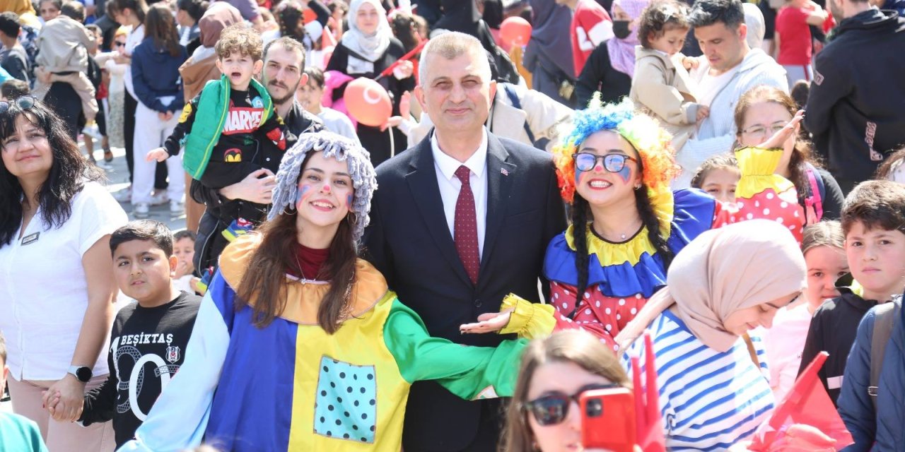Çocuklar 23 Nisan Coşkusunu Doyasıya Yaşadılar