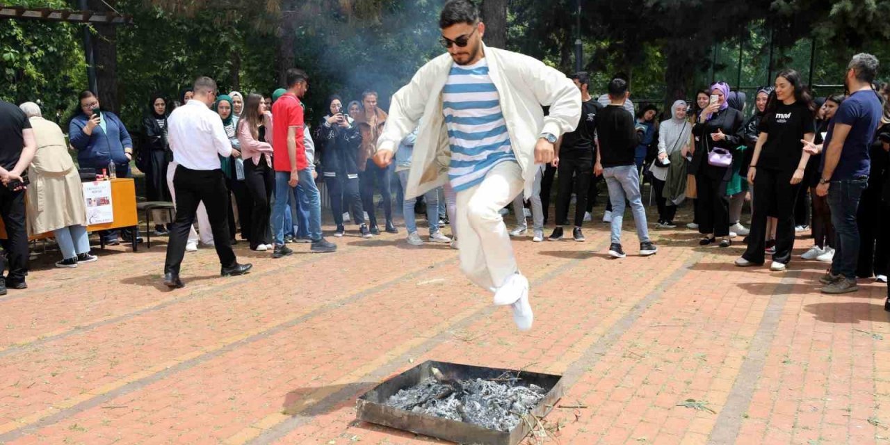 2025 Hıdırellez Ne Zaman Kutlanacak? Baharın Müjdesiyle Dilekler Hangi Güne Yazılacak?