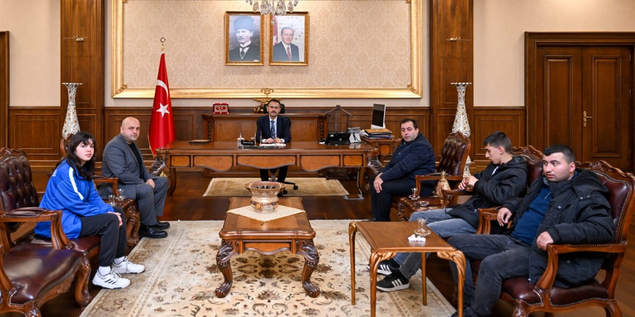 Vali Aktaş'a Nezaket Ziyareti