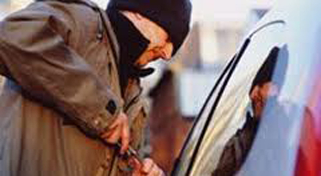 Oto çalmak için özel anahtar