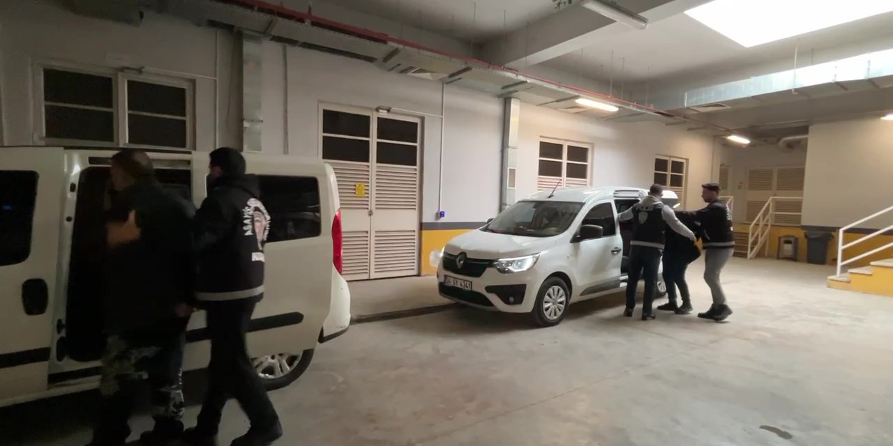 Kocaeli'de fuhuş operasyonu: 3 Kişi tutuklandı! 7 kadın kurtarıldı