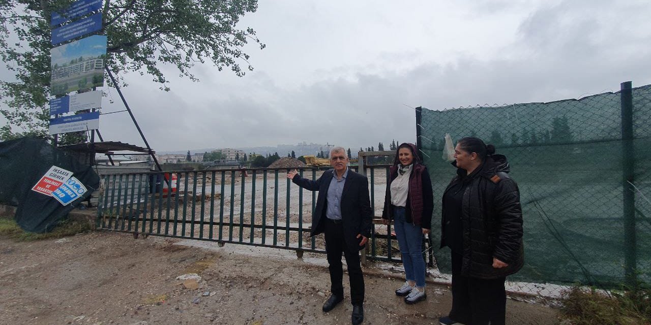 ‘’Yeni Vergi Dairesinin inşaatı 3 ay önce durdu!’’