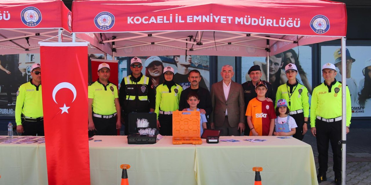Vali Aktaş, Trafik Haftası Etkinliğine Katıldı