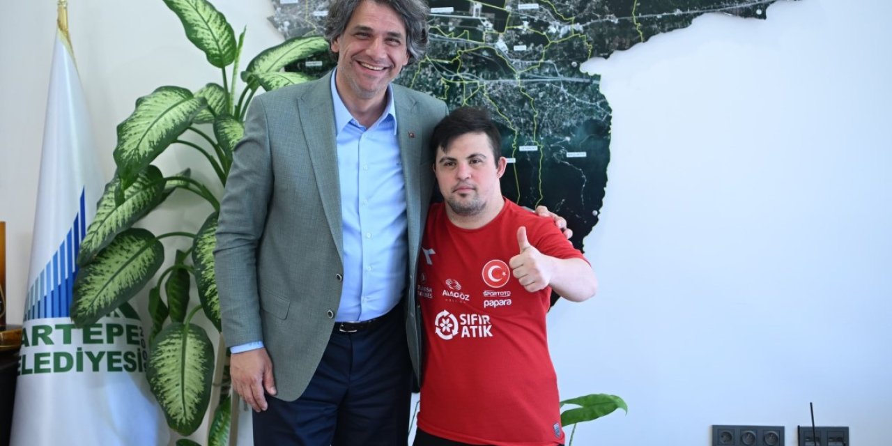 Kartepeli Sporcu Doğukan'dan Kocaman’a ziyaret