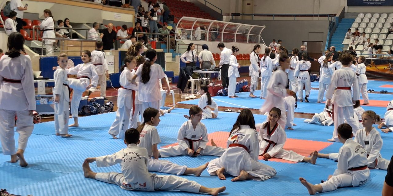 Kocaeli’de Taekwondo İl Finali başladı