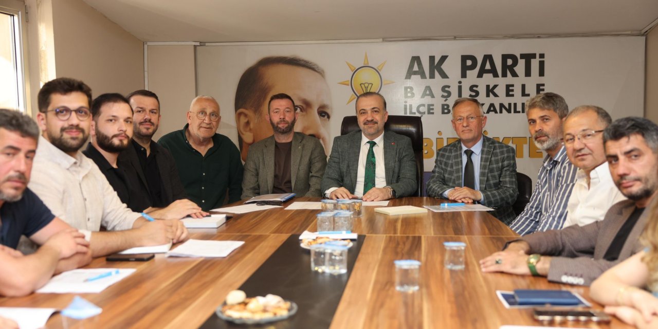 AK Parti’den 472 mahallede aynı anda istişare toplantısı