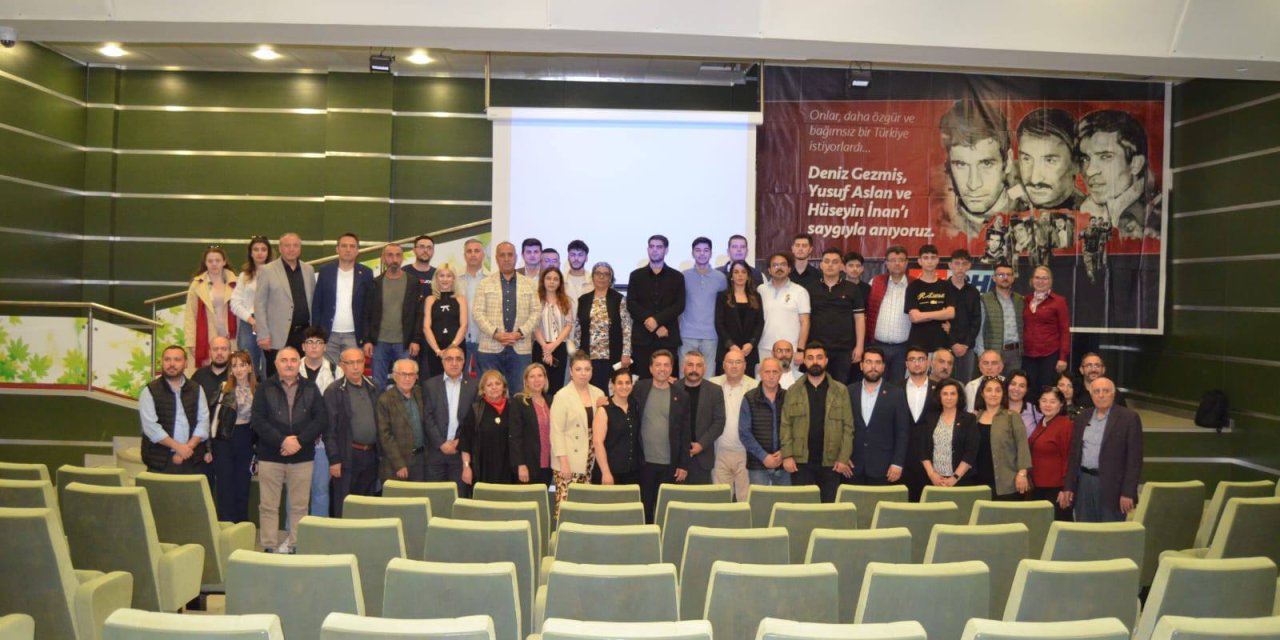 CHP Gençlik Kolları 3 Fidanı Unutmadı