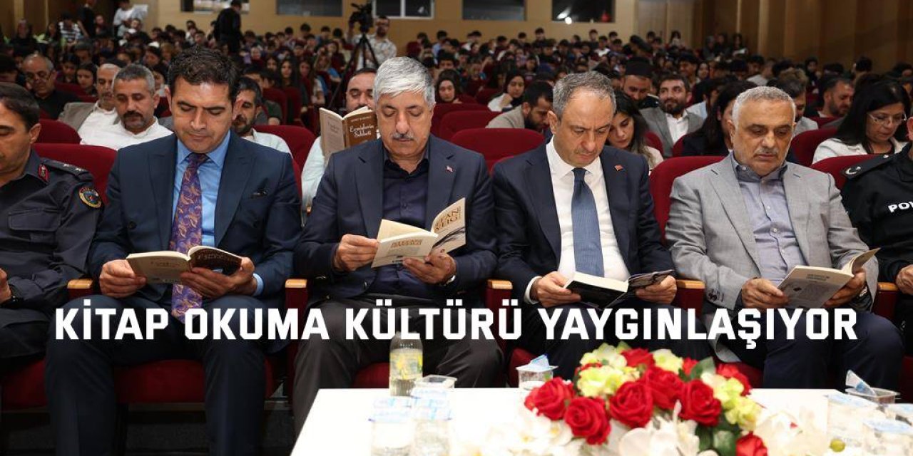 Kitap okuma kültürü yaygınlaşıyor