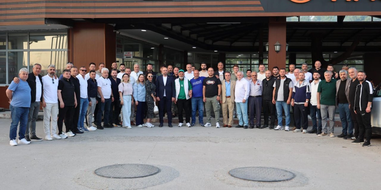 Mevlüt Ağra Kartepe delegeleri ile bir araya geldi