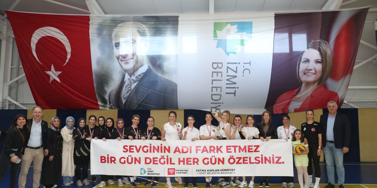 Anneler Günü’ne özel renkli turnuva